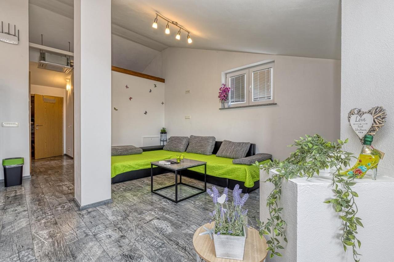 Apartmán Enjoy At L&C Rovinj Exteriér fotografie