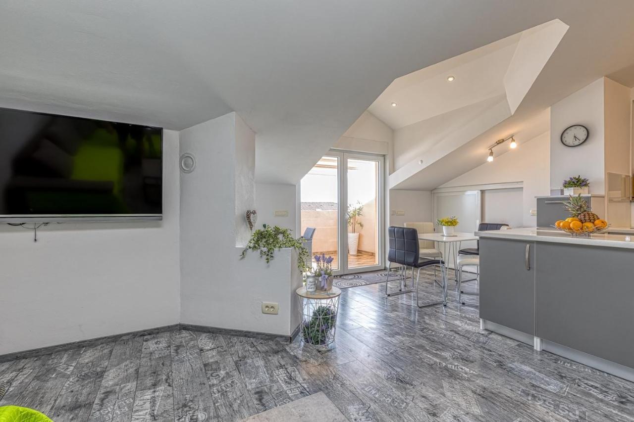 Apartmán Enjoy At L&C Rovinj Exteriér fotografie